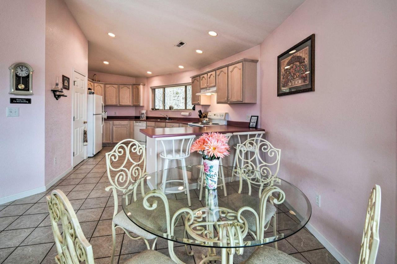 Charming Burnsville Apt With Mountain Views And Deck! Экстерьер фото