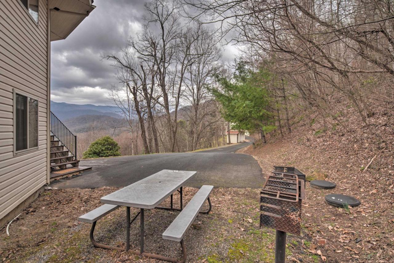 Charming Burnsville Apt With Mountain Views And Deck! Экстерьер фото